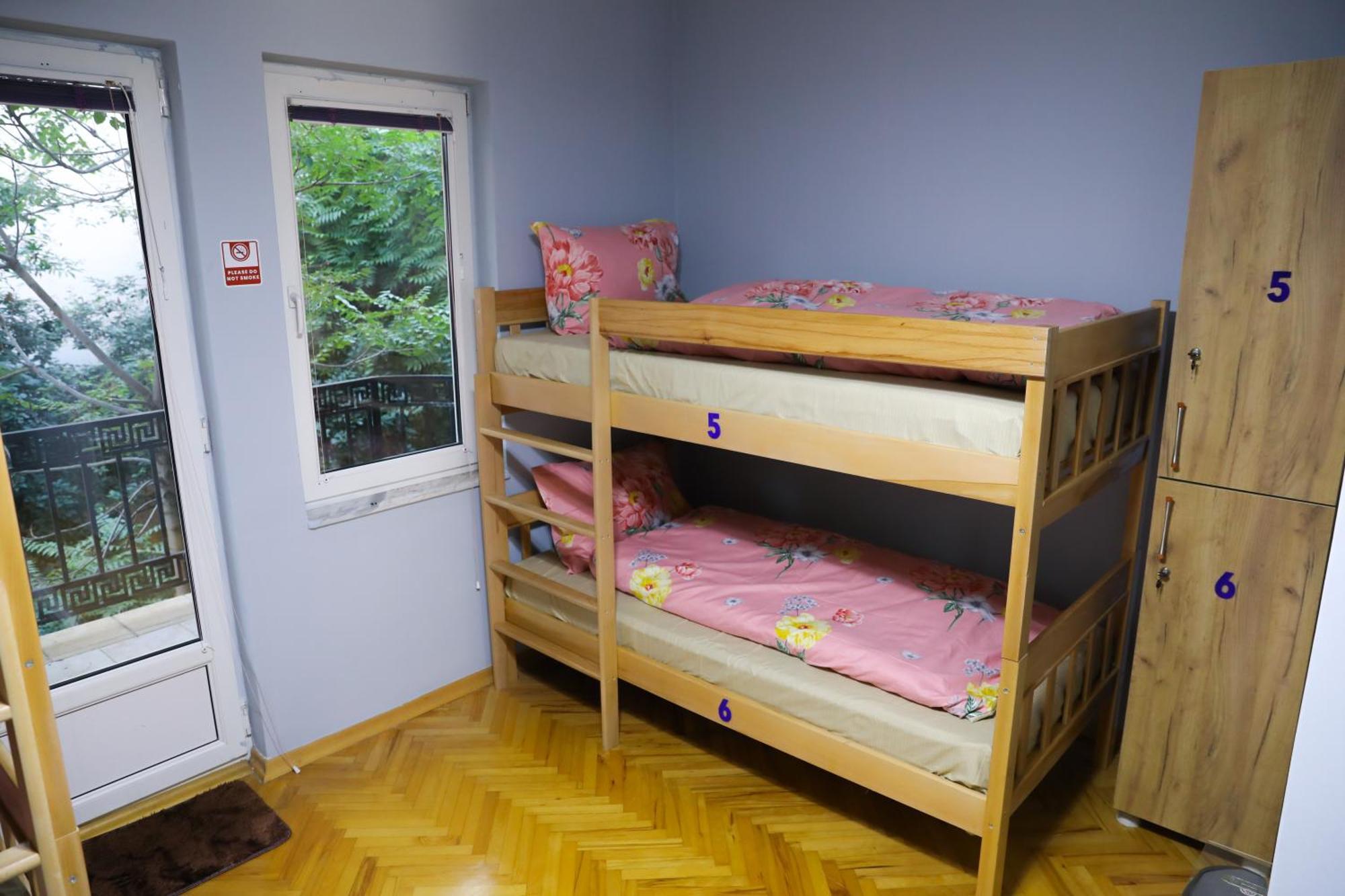 City Park Hostel Pristina Buitenkant foto